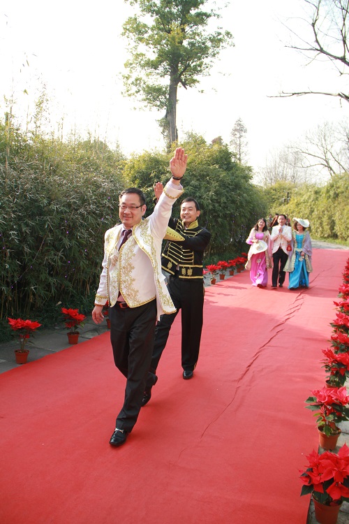 蝶變創新 快樂飛揚 蝶變創新 快樂飛揚